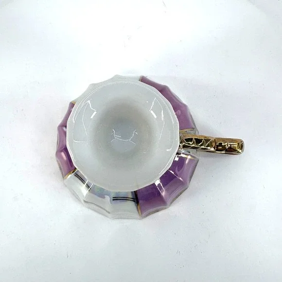 Vtg Enesco Iridescent Purple White Gold Trim Footed Teacup Saucer Set - Picture 5 of 9